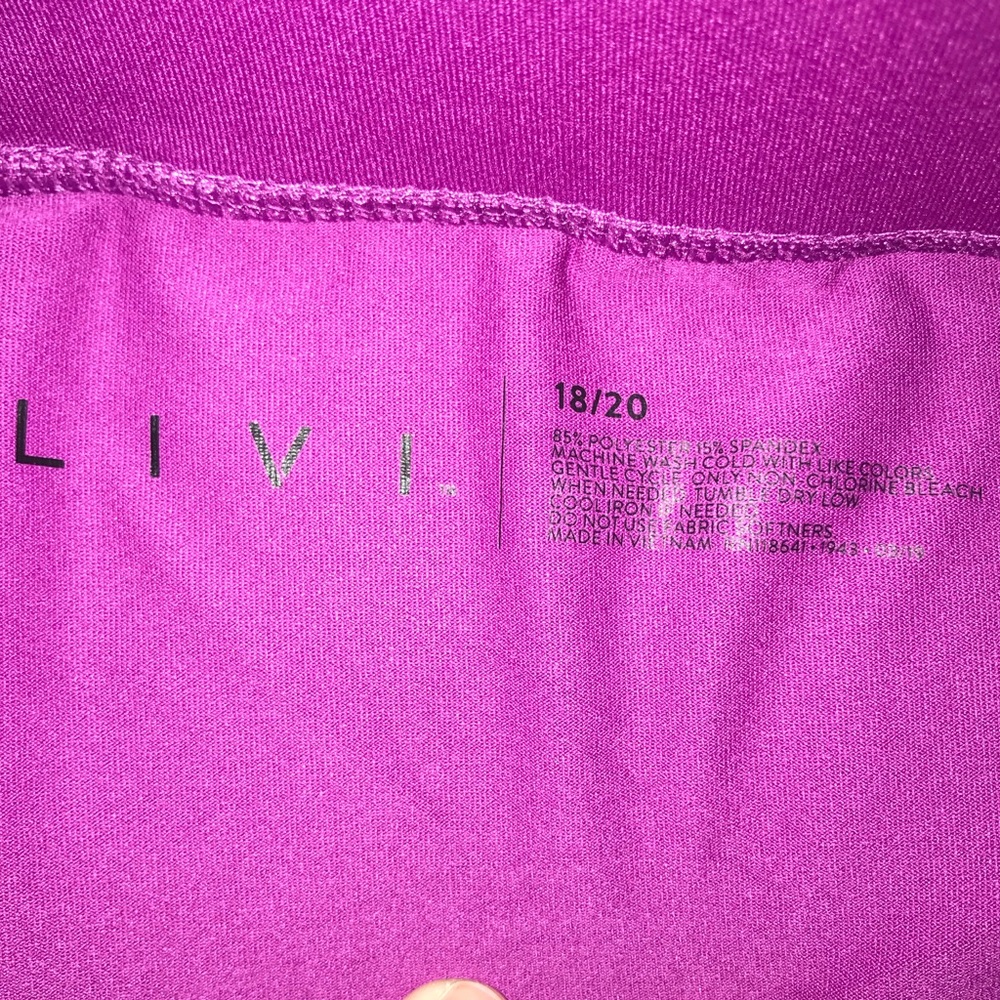 NWT LIVI Active Wicking Active Capris - Picture 4 of 4